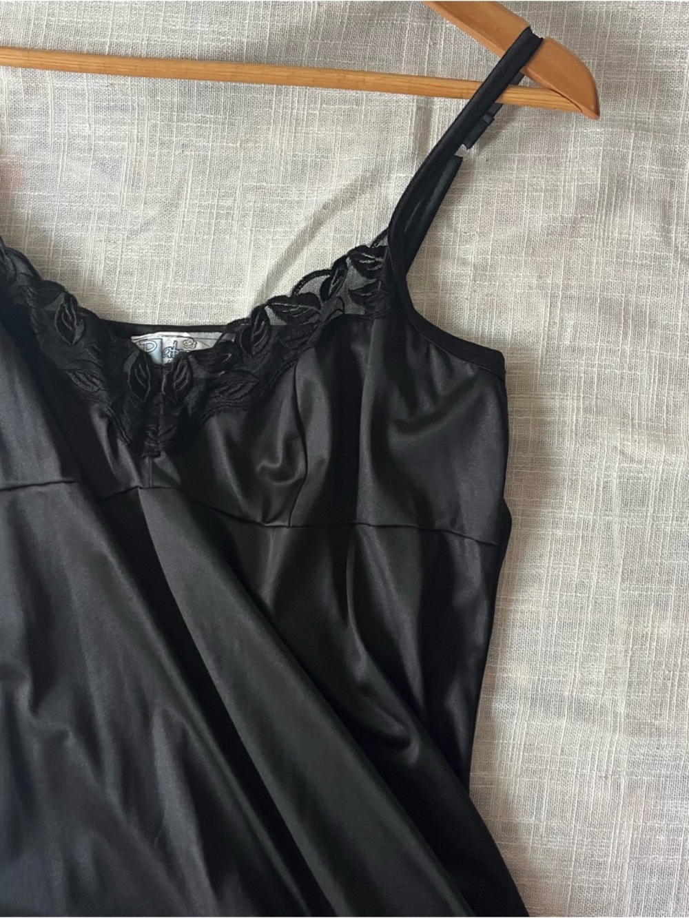 Vtg🖤Satin & Lace Slip Dress🖤